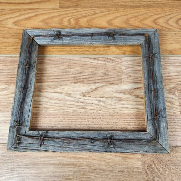 Rustic Wooden Picture Frame With Barbed Wire Design - Picture 1 of 6